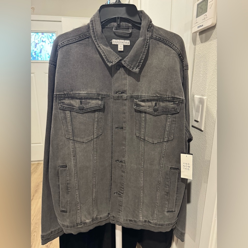 Faded black Denim  Jean Jacket *NWT* Mens XL